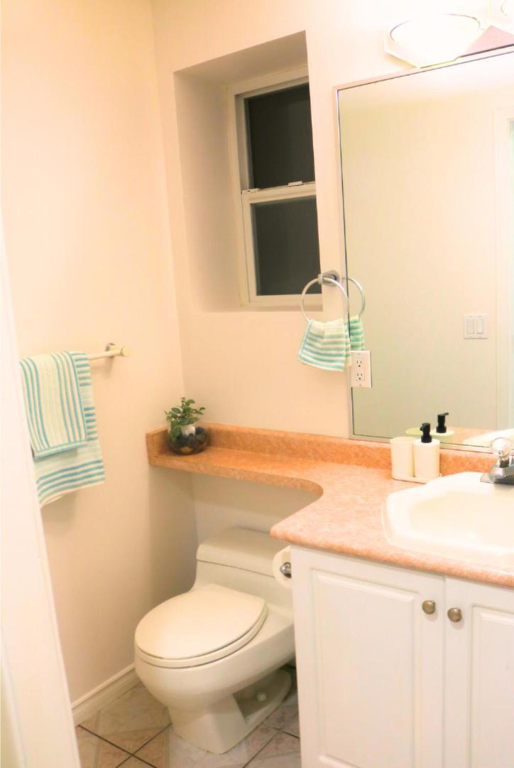 Pristine 3 Beds 2 Washroom Guest Suite Surrey Eksteriør bilde